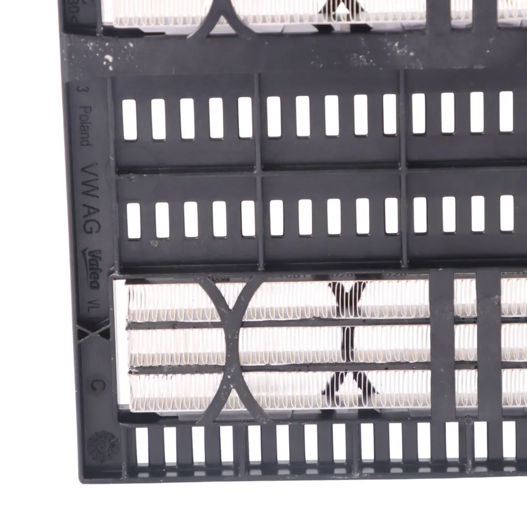 Chauffage électrique Matrix Résistance de l'élément pour Audi Q2 GA à propos du numéro de pièce 5WA963235 Audi Q2 GA Chauffage électrique Matrix Résistance de l'élément - SKU 5WA963235 - Numéro de pièce 5WA963235