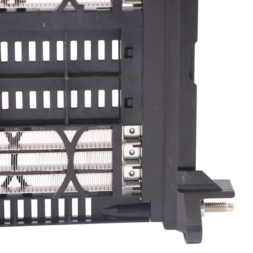 Grzejny Nagrzewnica Elektryczna do Audi Q2 GA Element o numerze 5WA963235 Audi Q2 GA Element Grzejny Nagrzewnica Elektryczna - SKU 5WA963235 - Numer Części 5WA963235