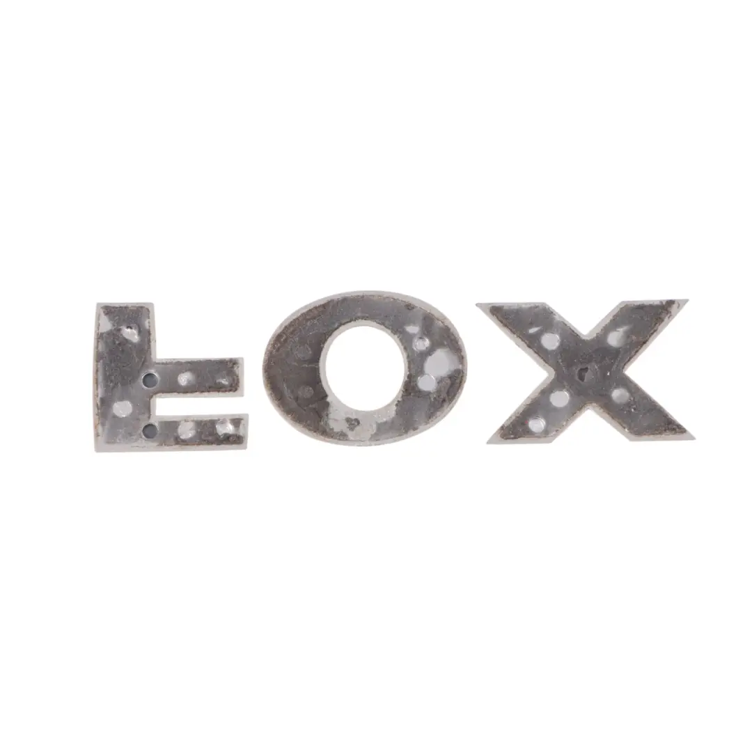 VW Volkswagen FOX Badge baule Emblema posteriore Lettering Cromo - SKU 5Z0853687 - Numero di parte 5Z0853687