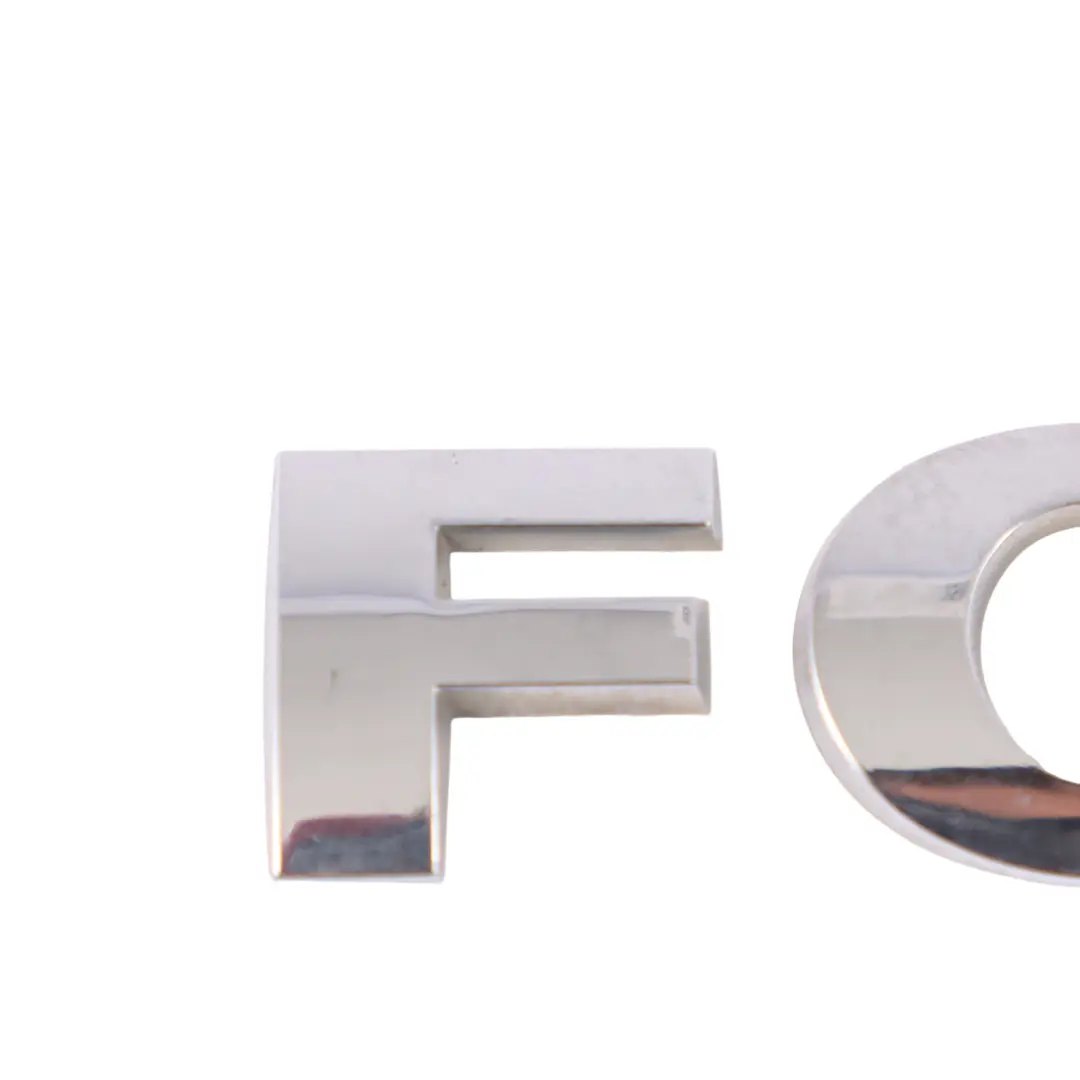 Lettrage de l'emblème arrière de coffre chromé pour VW Volkswagen FOX à propos du numéro de pièce 5Z0853687 VW Volkswagen FOX Lettrage de l'emblème arrière de coffre chromé - SKU 5Z0853687 - Numéro de pièce 5Z0853687