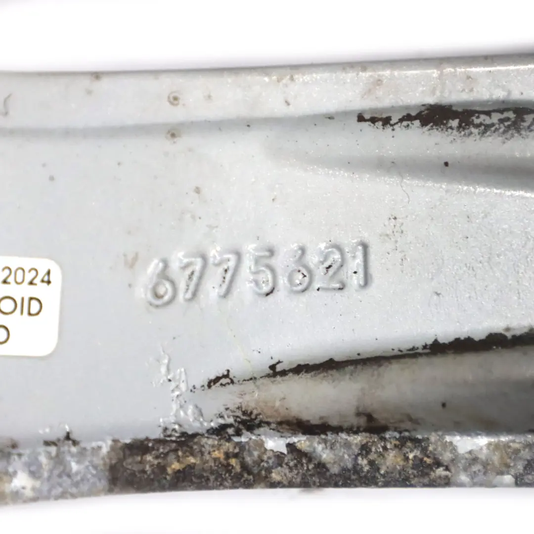 Silberne Leicht metall felge 17" V-Speiche 141 ET:47 7J 6762888 für BMW E81 E87 mit Teilenummer 6775621 BMW E81 E87 Silberne Leicht metall felge 17" V-Speiche 141 ET:47 7J 6762888 - SKU 6762888-5 - Teilenummer 6775621