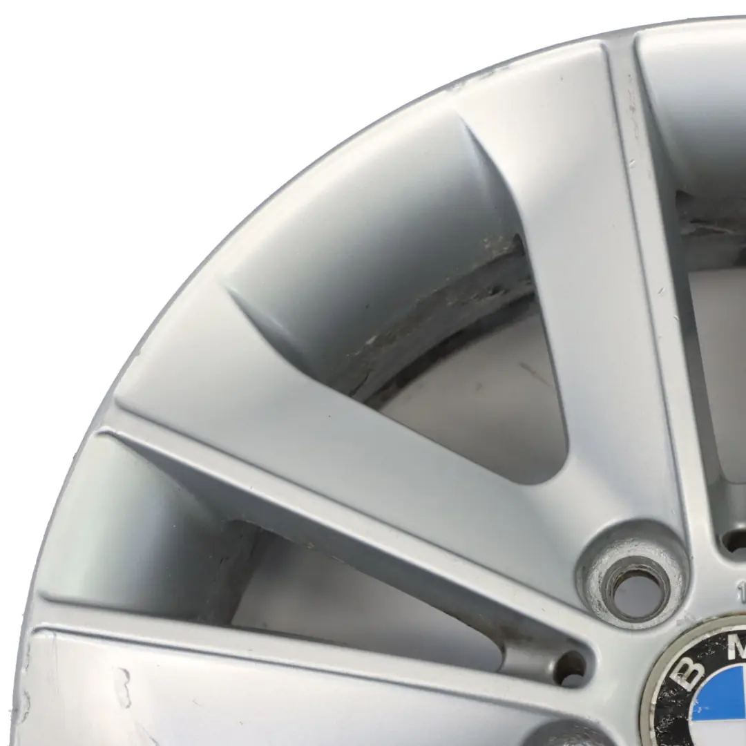 llanta de aleación de plata 17 "V-Spoke 141 ET:47 7J 6762888 para BMW E81 E87 con número de pieza 6775621 BMW E81 E87 llanta de aleación de plata 17 "V-Spoke 141 ET:47 7J 6762888 - SKU 6762888-5 - Número de pieza 6775621