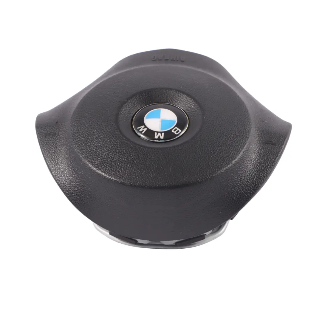 Poduszka Powietrzna Kierownicy Airbag Kierowcy 6763080 do BMW E81 E82 E87 o numerze 6779828 BMW E81 E82 E87 Poduszka Powietrzna Kierownicy Airbag Kierowcy 6763080 - SKU 6763080-2 - Numer Części 6779828