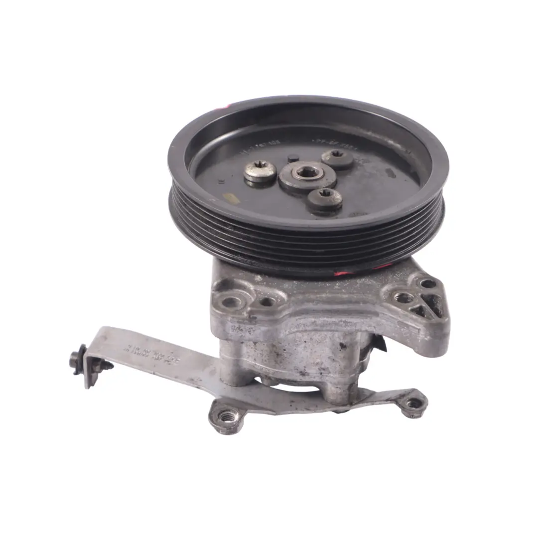 M57N2 Power Steering Pump to BMW E60 E61 E63 E64 LCI with Part number 6774698 BMW E60 E61 E63 E64 LCI M57N2 Power Steering Pump - SKU 6774698-1 - Part number 6774698