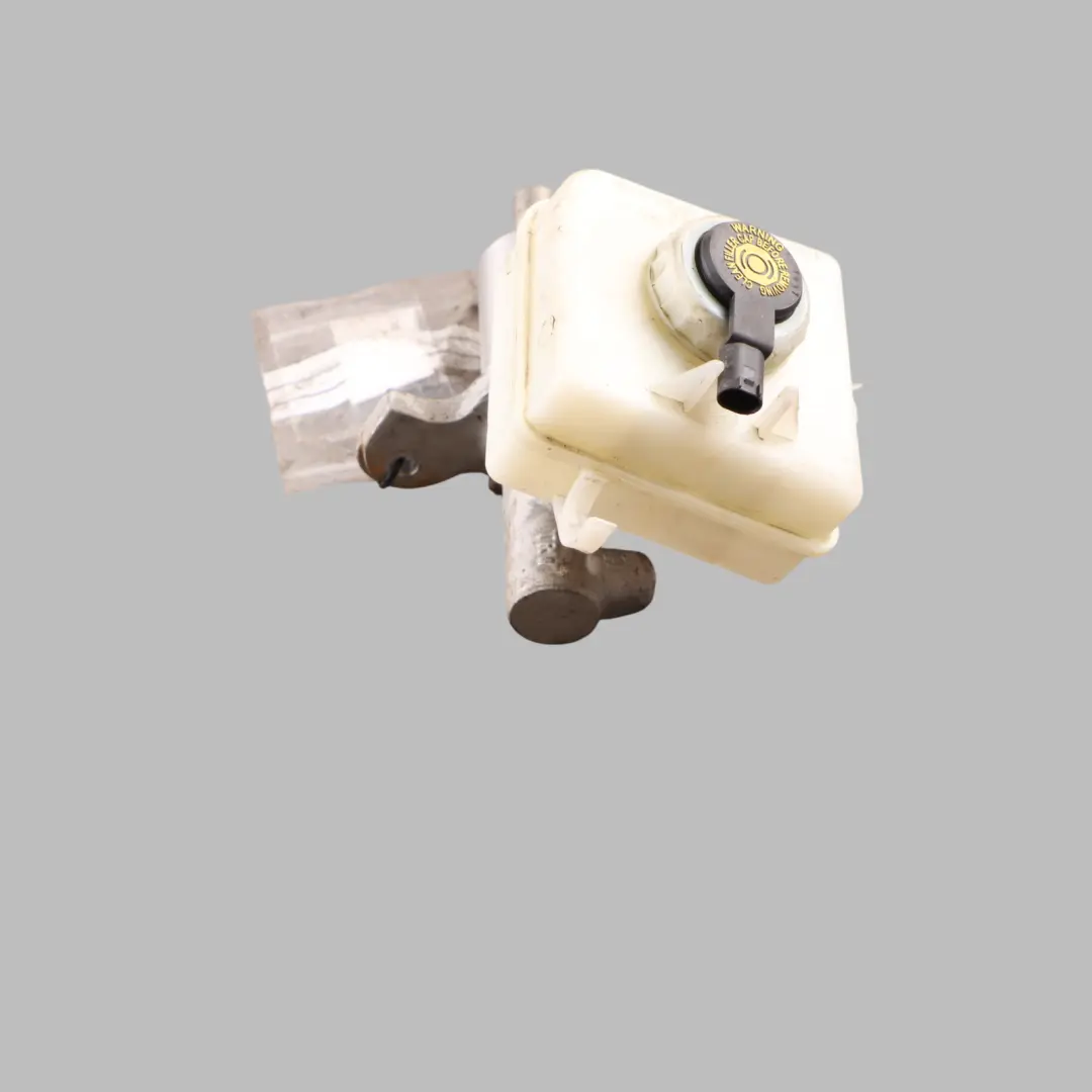 Brake Master Cylinder BMW E60 E61 E63 E64 Brake Servo Unit to with Part number 6786586 Brake Master Cylinder BMW E60 E61 E63 E64 Brake Servo Unit - SKU 6786586 - Part number 6786586
