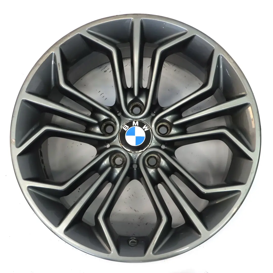 Llanta aleación Ferric Gris 18" Styling 323 8J ET:30 para BMW X1 E84 con número de pieza 6789147 BMW X1 E84 Llanta aleación Ferric Gris 18" Styling 323 8J ET:30 - SKU 6789147-3 - Número de pieza 6789147