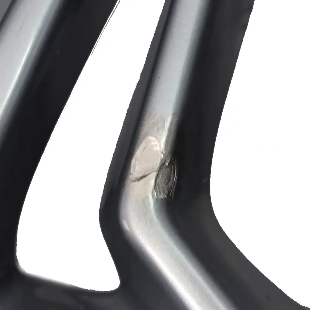 Felga Aluminiowa 18'' 9J do BMW X1 E84 o numerze 6789148 BMW X1 E84 Felga Aluminiowa 18'' 9J - SKU 6789148-1 - Numer Części 6789148