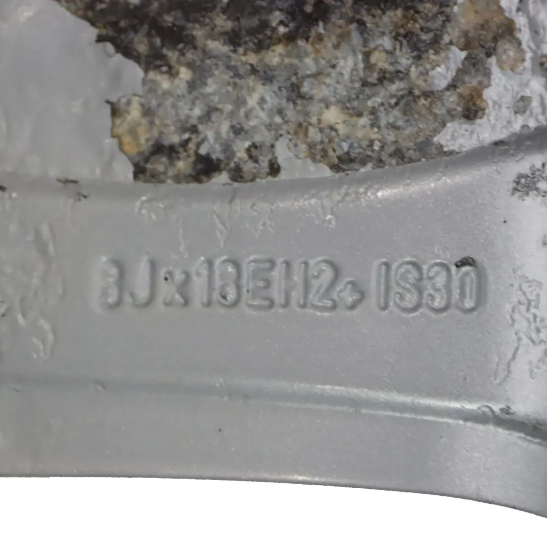 Silber Leichtmetallrad Felge 18" 8J ET:30 Turbine Styling 329 für BMW F10 mit Teilenummer 6790174 BMW F10 Silber Leichtmetallrad Felge 18" 8J ET:30 Turbine Styling 329 - SKU 6790174-1 - Teilenummer 6790174