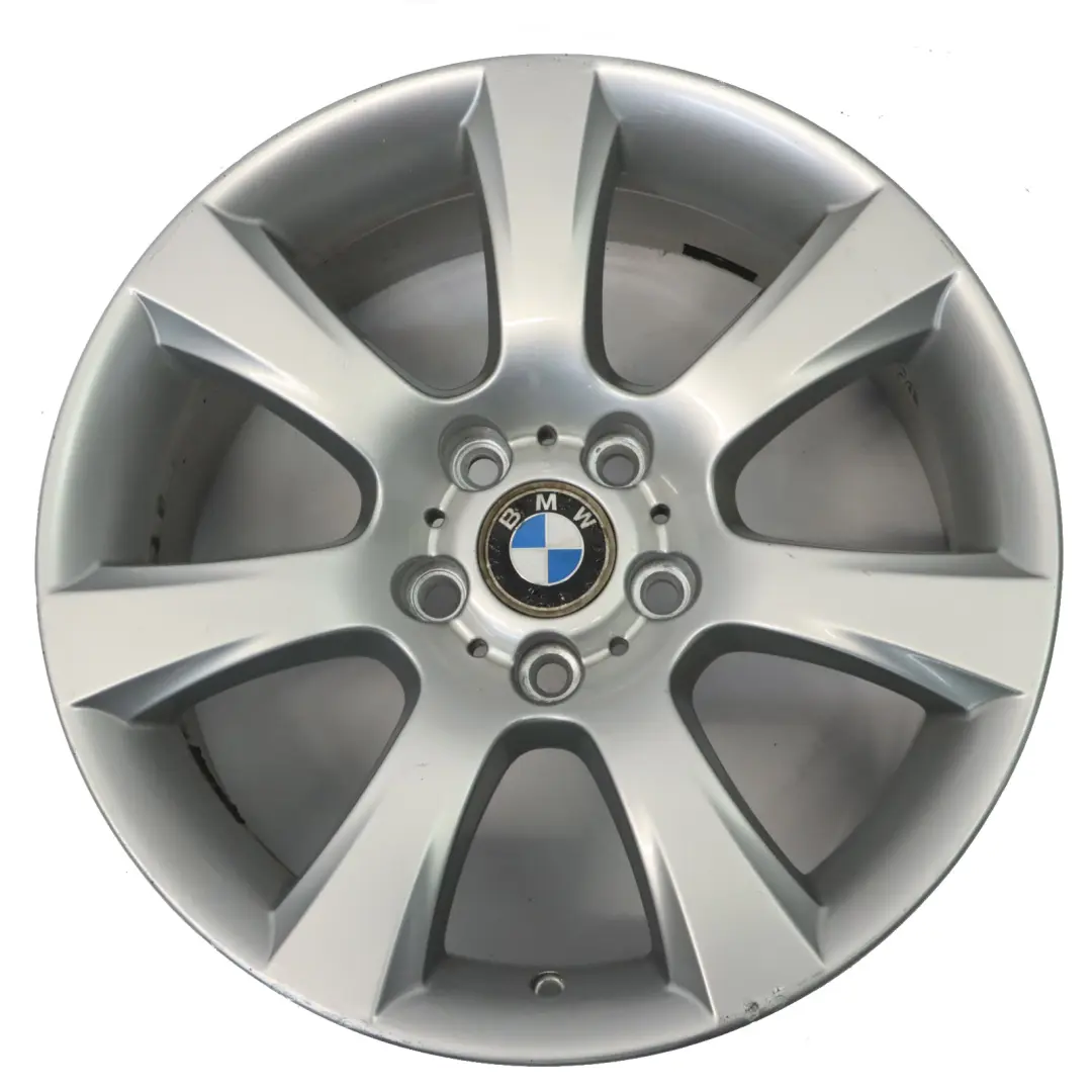 Silberne Leicht Metall Felge Sternspeiche 330 8J 18" ET:30 für BMW F10 F11 mit Teilenummer 6790176 BMW F10 F11 Silberne Leicht Metall Felge Sternspeiche 330 8J 18" ET:30 - SKU 6790176-1 - Teilenummer 6790176