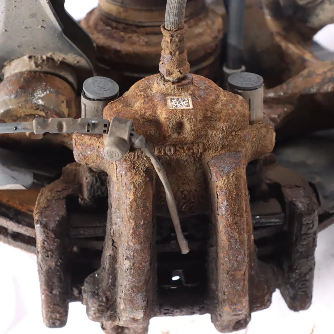 N47N 116hp Rear Right O/S Suspension Leg Brake Caliper Disc to BMW F30 316d with Part number 6792522 BMW F30 316d N47N 116hp Rear Right O/S Suspension Leg Brake Caliper Disc - SKU 6792522-7 - Part number 6792522