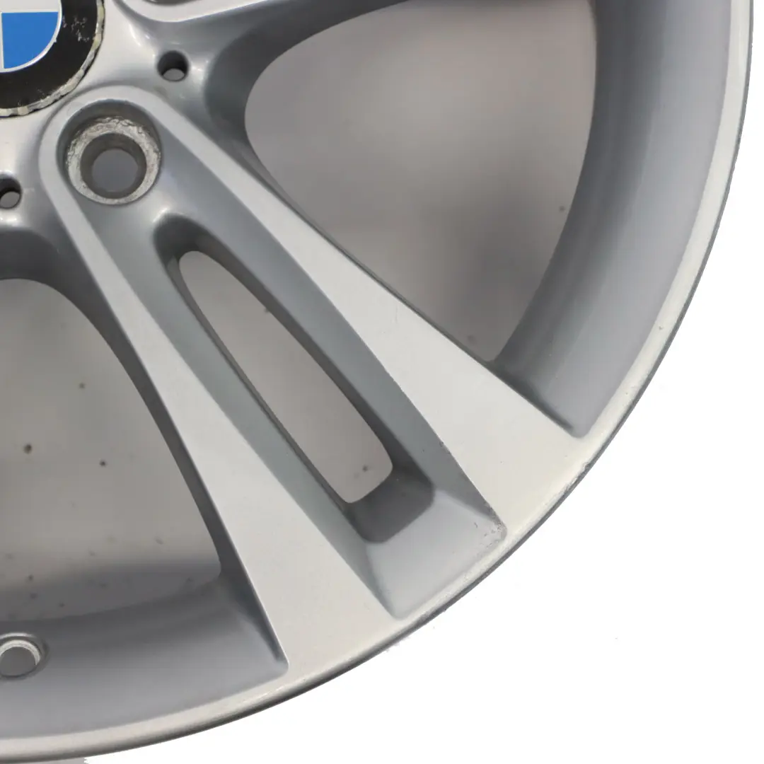 llanta aleación de plata 18 "de doble radio 397 ET:34 8J para BMW F30 F31 F32 F33 F34 con número de pieza 6796247 BMW F30 F31 F32 F33 F34 llanta aleación de plata 18 "de doble radio 397 ET:34 8J - SKU 6796247-4 - Número de pieza 6796247