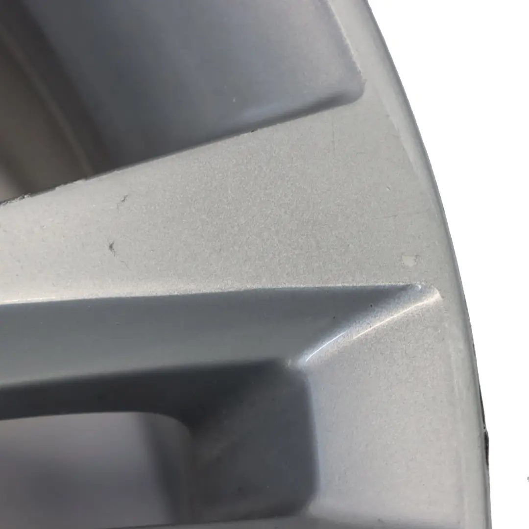 Jante Alliage Argent 18" Double Rayon 397 ET:34 8J pour BMW F30 F31 F32 F33 F34 à propos du numéro de pièce 6796247 BMW F30 F31 F32 F33 F34 Jante Alliage Argent 18" Double Rayon 397 ET:34 8J - SKU 6796247-4 - Numéro de pièce 6796247