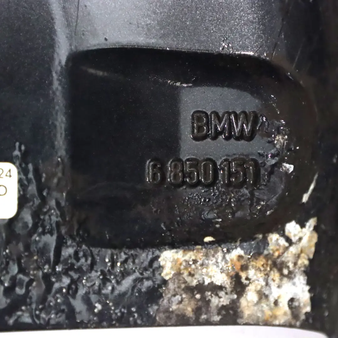 Graue Leichtmetallfelge 17" Sternspeiche 379 ET:43 7,5J für BMW F20 F21 F22 mit Teilenummer 6850151 BMW F20 F21 F22 Graue Leichtmetallfelge 17" Sternspeiche 379 ET:43 7,5J - SKU 6850151-9 - Teilenummer 6850151