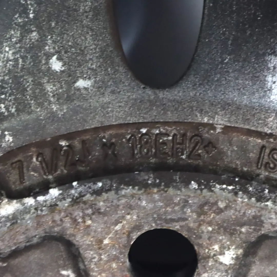 Front Wheel Alloy Rim M Performance Double Spoke 313M 18" 7,5J ET:49 to BMW E81 E87 with Part number 6856666 BMW E81 E87 Front Wheel Alloy Rim M Performance Double Spoke 313M 18" 7,5J ET:49 - SKU 6856666-8 - Part number 6856666