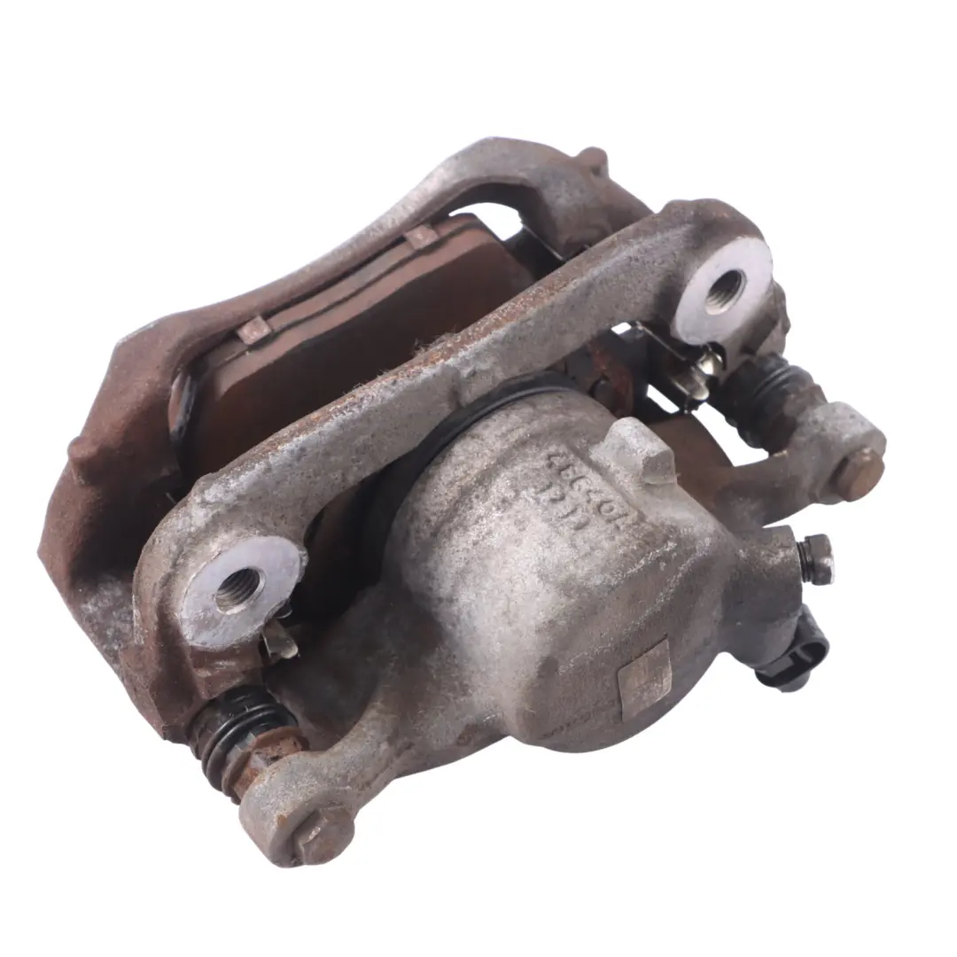 Alloggiamento Pinza Freno Mini Cooper F55 F56 F57 Anteriore Sinistro per con numero di parte 6868779 Alloggiamento Pinza Freno Mini Cooper F55 F56 F57 Anteriore Sinistro - SKU 6868779 - Numero di parte 6868779