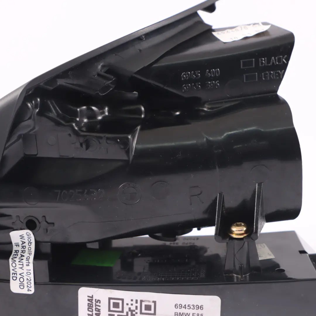 rejilla de aire fresco derecha de ventilación salpicadero 7025632 para BMW Z4 E85 E86 con número de pieza 6945396 BMW Z4 E85 E86 rejilla de aire fresco derecha de ventilación salpicadero 7025632 - SKU 6945396 - Número de pieza 6945396