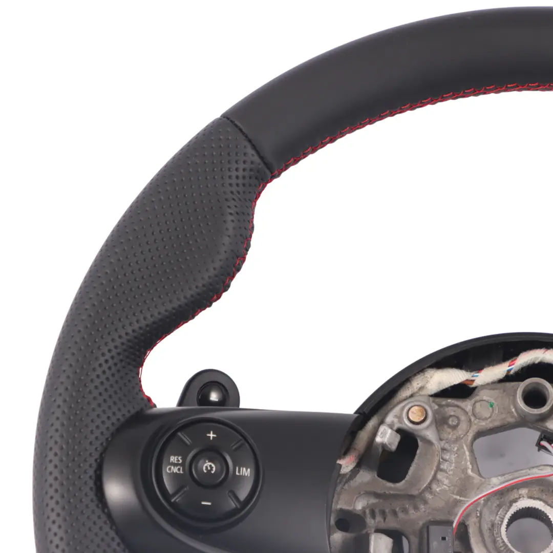 NUOVO Volante in Pelle Nera Sport Paddles Filo Rosso per Mini Cooper S JCW F56 con numero di parte 6996049 Mini Cooper S JCW F56 NUOVO Volante in Pelle Nera Sport Paddles Filo Rosso - SKU 6996049-2 - Numero di parte 6996049