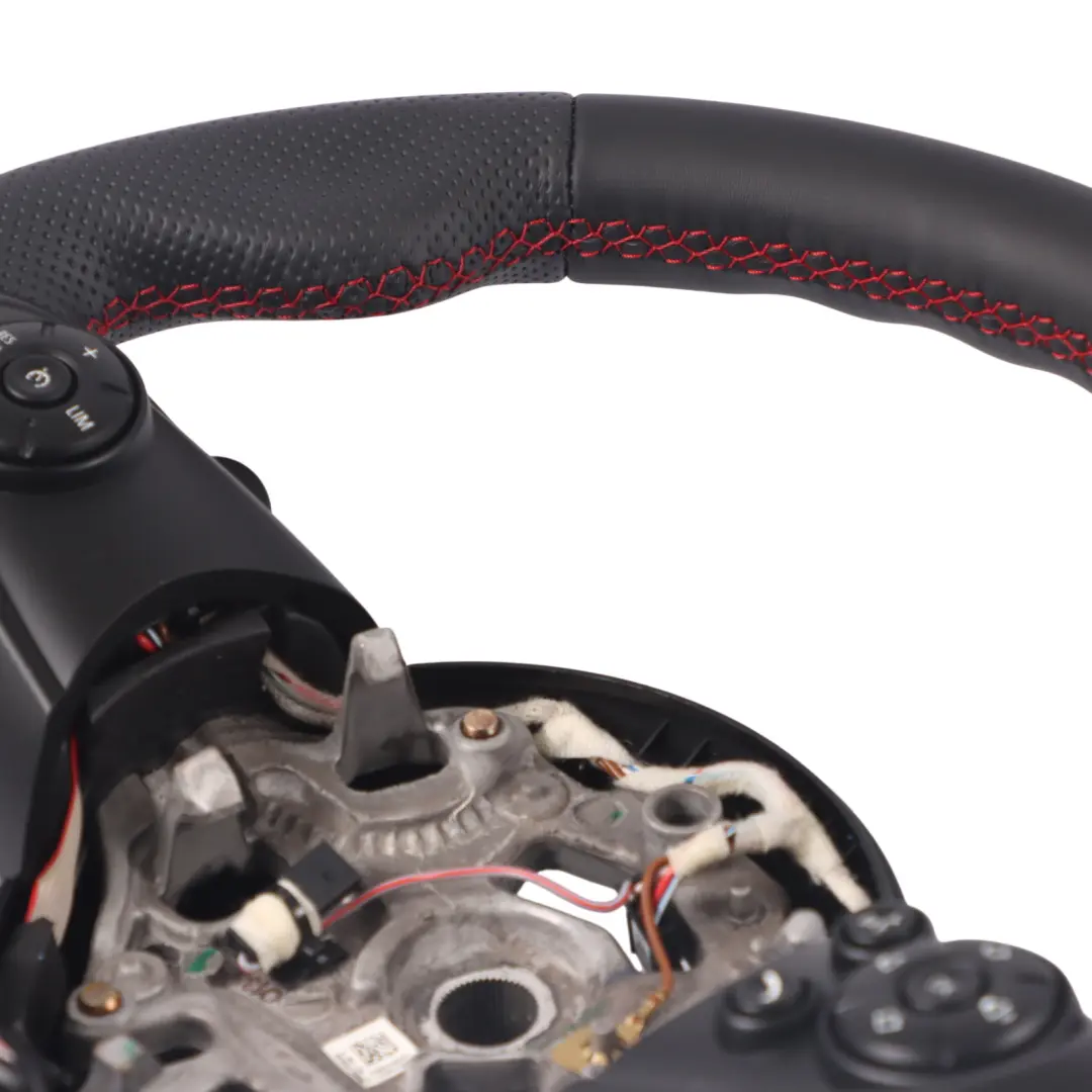 NUOVO Volante in Pelle Nera Sport Paddles Filo Rosso per Mini Cooper S JCW F56 con numero di parte 6996049 Mini Cooper S JCW F56 NUOVO Volante in Pelle Nera Sport Paddles Filo Rosso - SKU 6996049-2 - Numero di parte 6996049