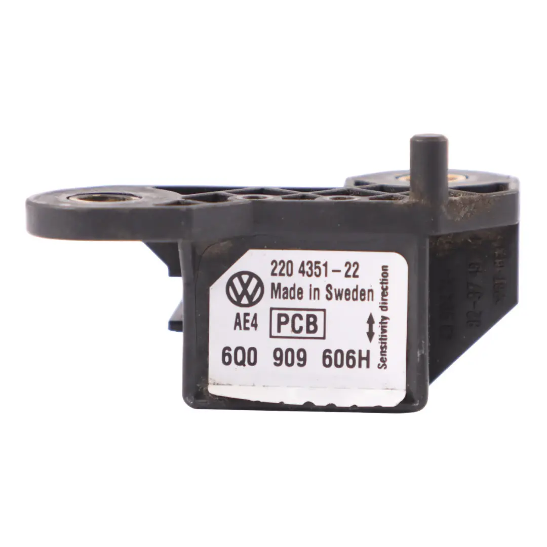 Front Impact Crash Air Module Sensor to VW Volkswagen New Beetle with Part number 6Q0909606H VW Volkswagen New Beetle Front Impact Crash Air Module Sensor - SKU 6Q0909606H - Part number 6Q0909606H