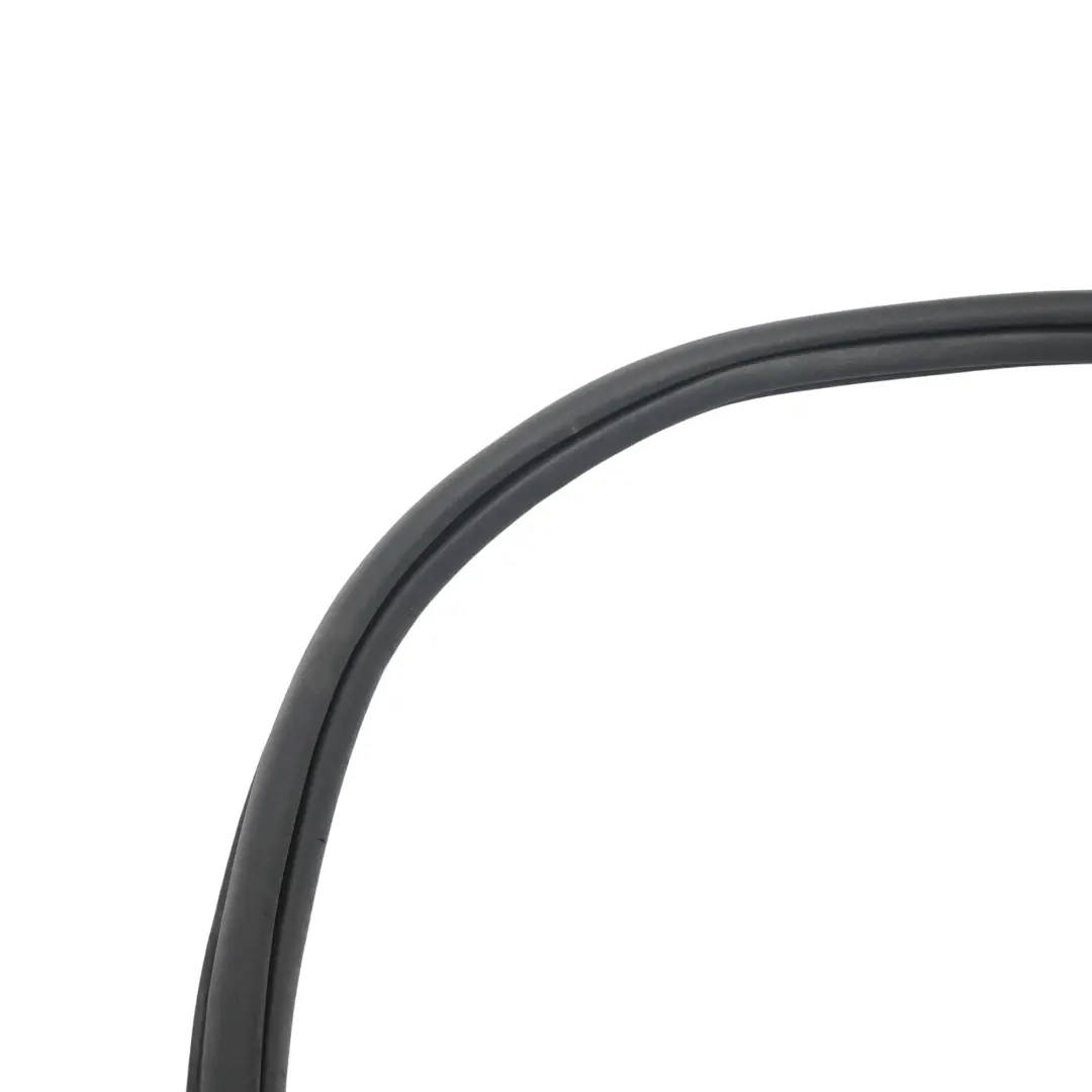 Volkswagen VW Polo 6R Portellone posteriore Guarnizione di gomma - SKU 6R6827705C - Numero di parte 6R6827705C