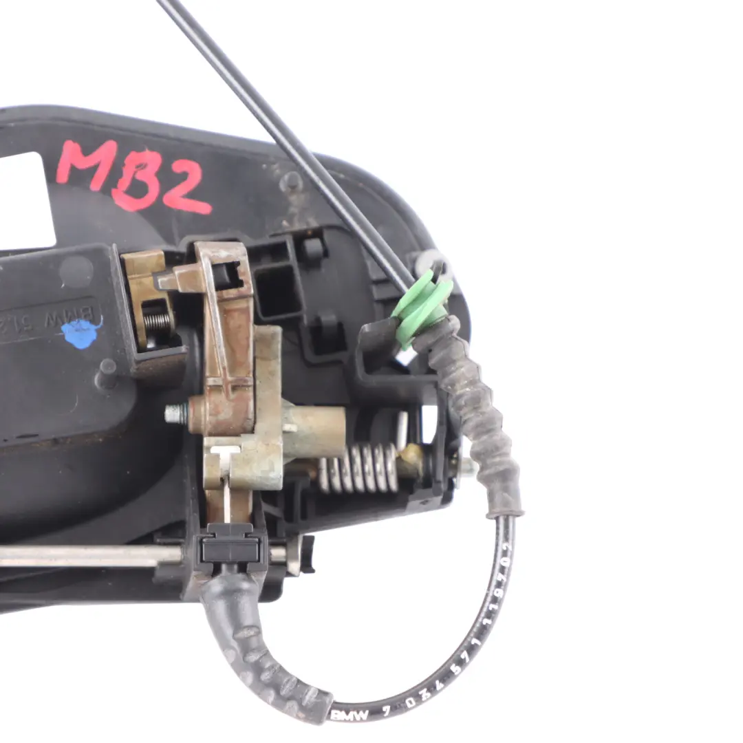 Klamka Drzwi Lewy Tył Monacoblau do BMW E60 E61 o numerze 7034571 BMW E60 E61 Klamka Drzwi Lewy Tył Monacoblau - SKU 7034571-MB3 - Numer Części 7034571