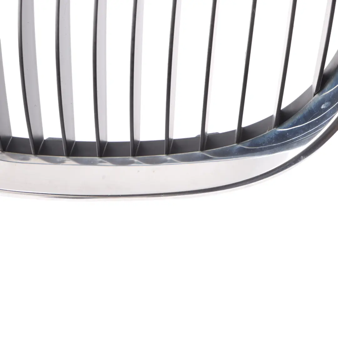 Griglia Cornice Cromata SX 5113 per BMW E60 E61 LCI con numero di parte 7065701 BMW E60 E61 LCI Griglia Cornice Cromata SX 5113 - SKU 7065701-1 - Numero di parte 7065701