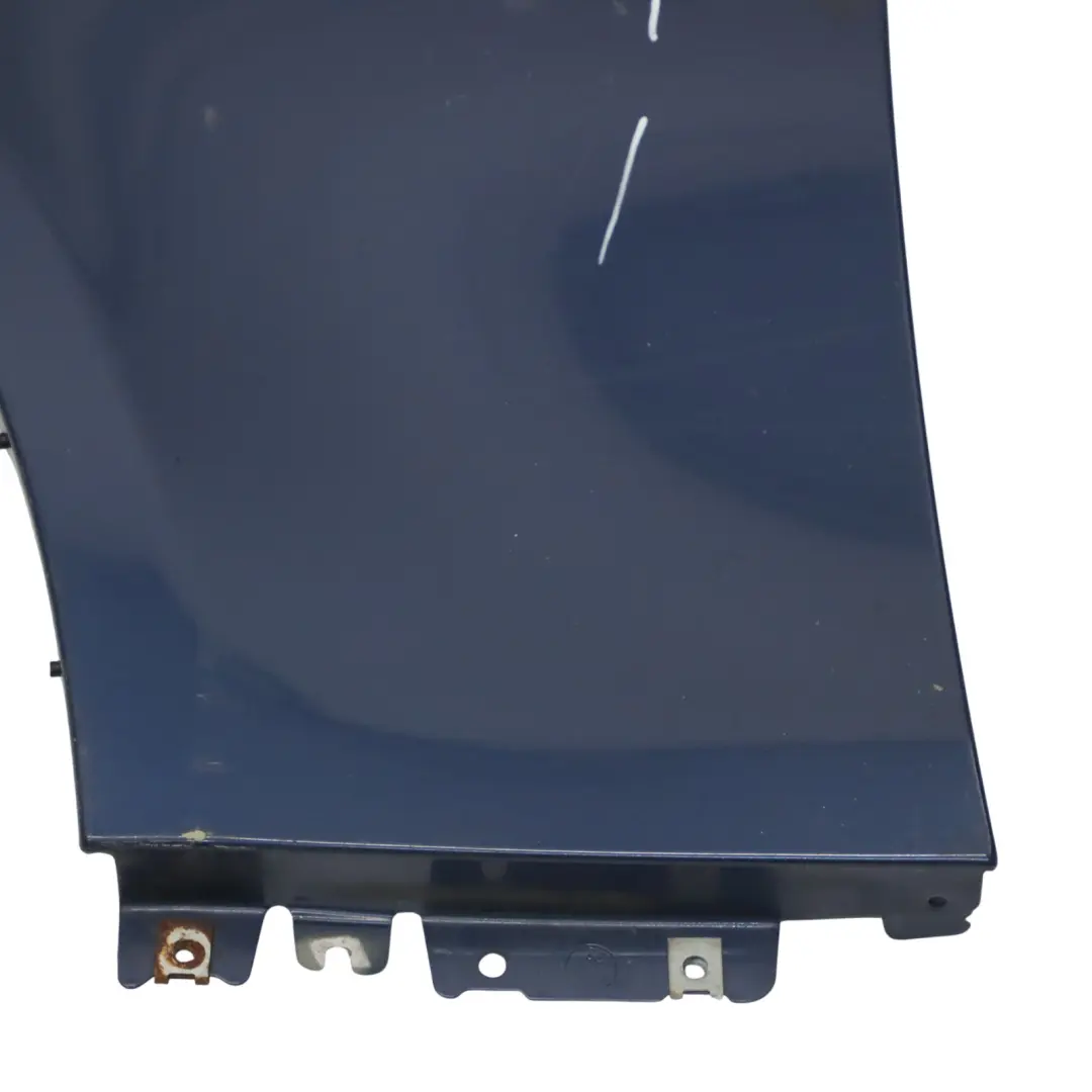 Błotnik lewy przedni Mysticblau do BMW E60 E61 o numerze 7111429 BMW E60 E61 Błotnik lewy przedni Mysticblau - SKU 7111429-MYS1 - Numer Części 7111429