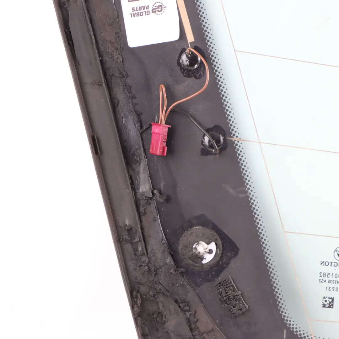 Side Window Glass Green AS2 Glazing Rear Right O/S Chrome to BMW E91 Touring with Part number 7130368 BMW E91 Touring Side Window Glass Green AS2 Glazing Rear Right O/S Chrome - SKU 7130368-1 - Part number 7130368