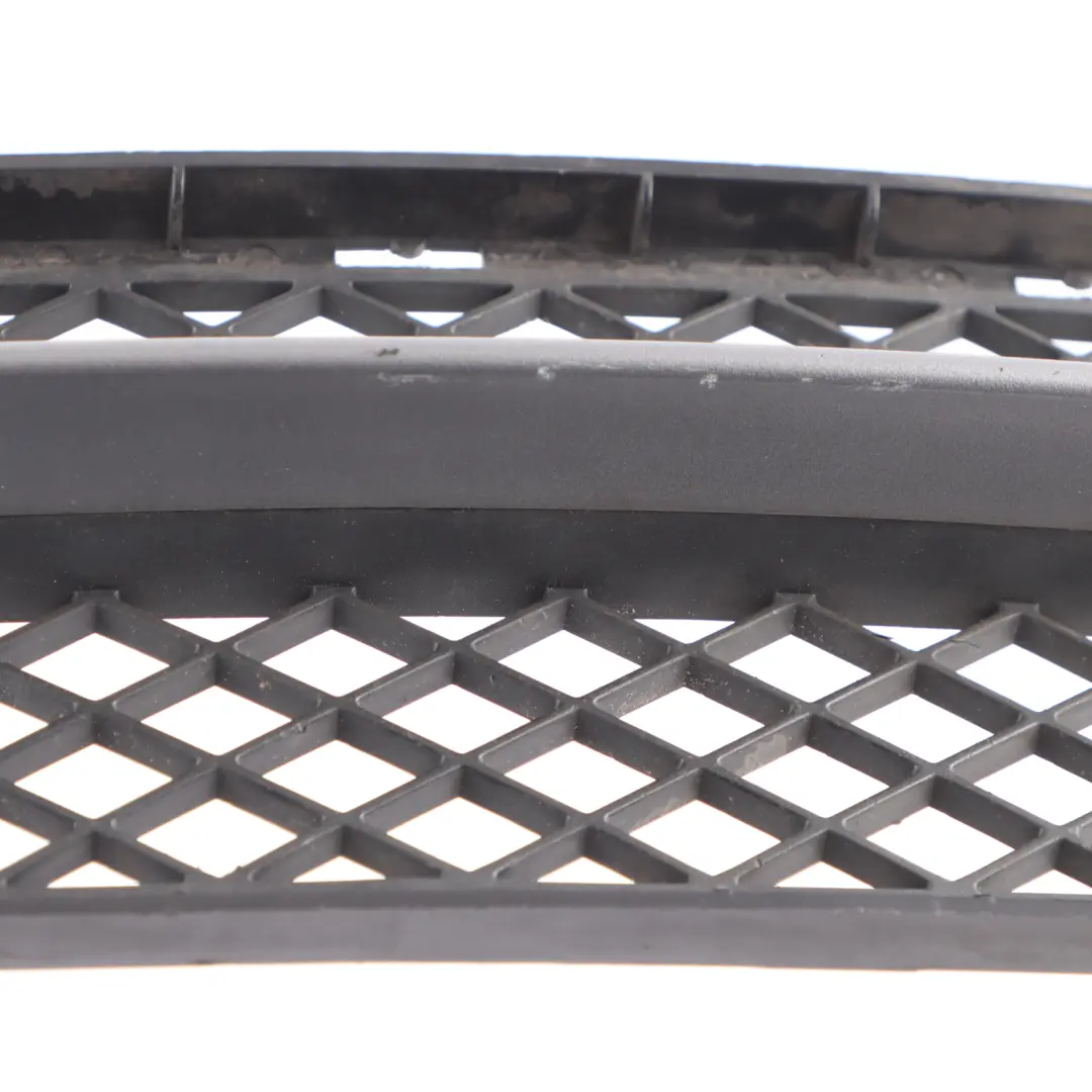 BMW E90 E91 Rejilla Centro Parachoques Delantero Parrilla Abierta - SKU 7134074-2 - Número de pieza 7134074