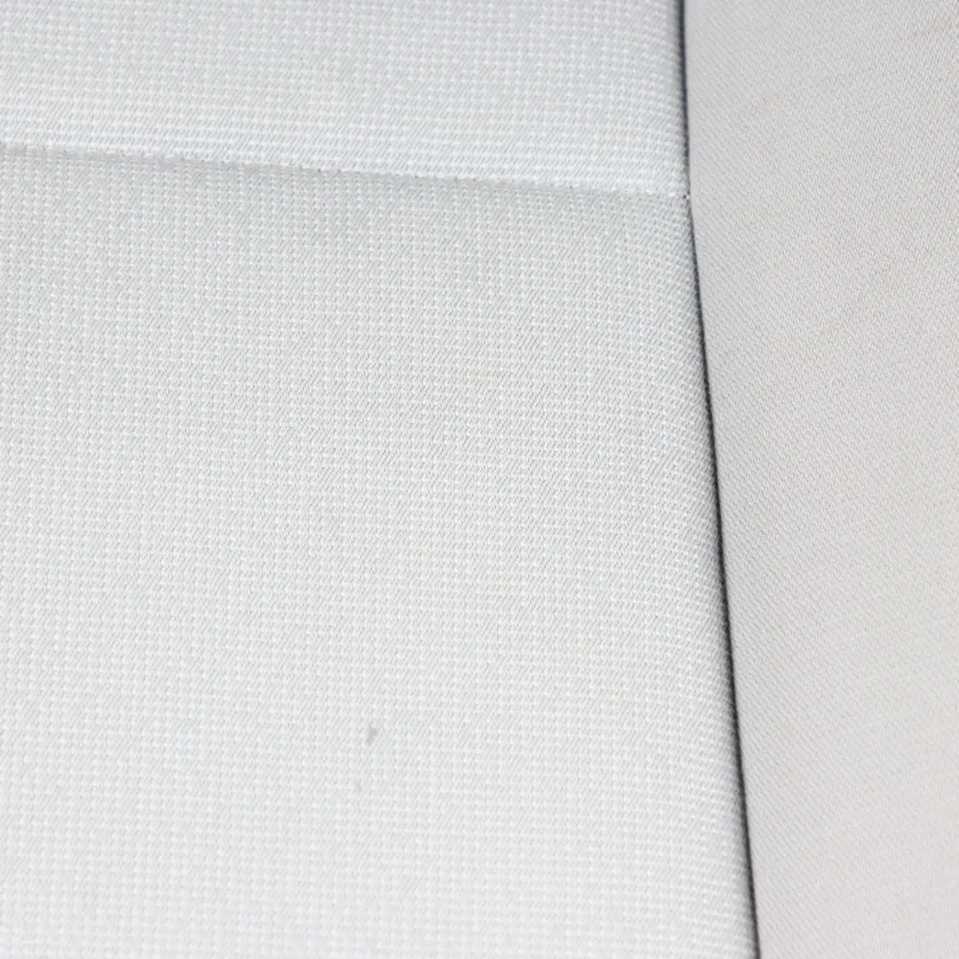 Panno Interno Anteriore Sinistro Lato Sedile Grigio Fluido per BMW E90 E91 con numero di parte 7147679 BMW E90 E91 Panno Interno Anteriore Sinistro Lato Sedile Grigio Fluido - SKU 7147679 - Numero di parte 7147679