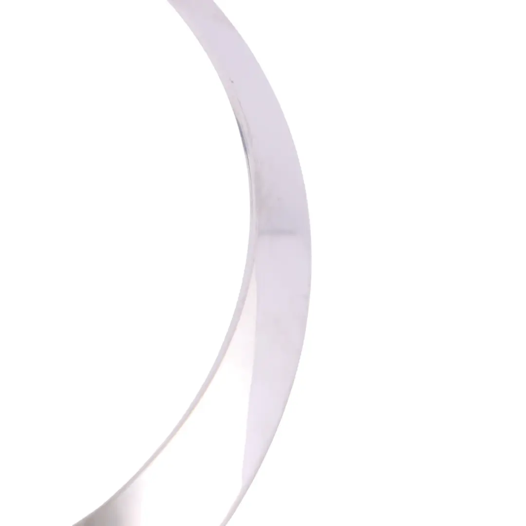 Trim Ring Faro Cromato Sinistro per Mini Cooper One R55 R56 LCI con numero di parte 7149905 Mini Cooper One R55 R56 LCI Trim Ring Faro Cromato Sinistro - SKU 7149905-1 - Numero di parte 7149905