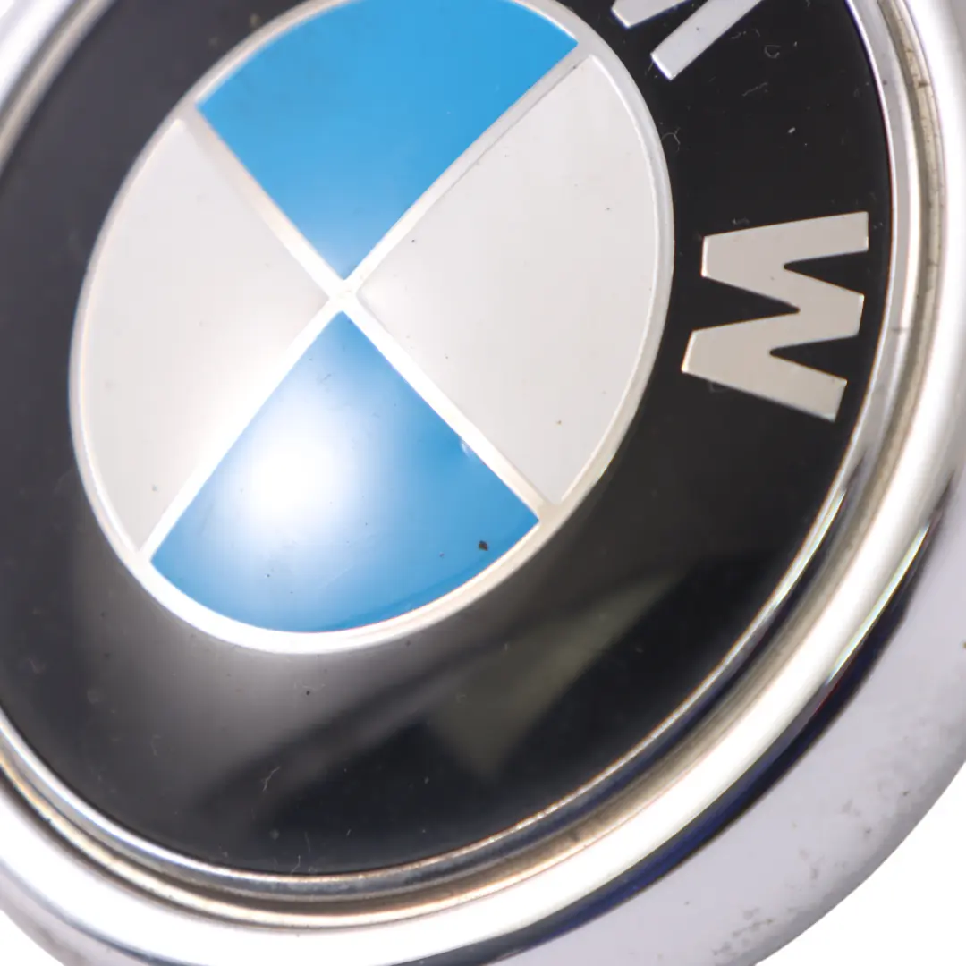 Emblema del bagagliaio Badge posteriore Logo Targa per BMW X5 E70 con numero di parte 7157696 BMW X5 E70 Emblema del bagagliaio Badge posteriore Logo Targa - SKU 7157696-3 - Numero di parte 7157696
