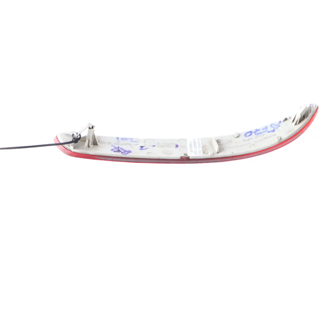 Paraurti Posteriore Riflettore Indicatore Laterale Destro per BMW X5 E70 con numero di parte 7158950 BMW X5 E70 Paraurti Posteriore Riflettore Indicatore Laterale Destro - SKU 7158950-1 - Numero di parte 7158950