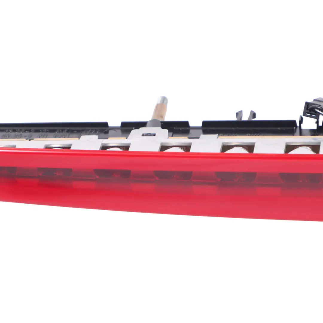 Arrière Troisième Feu Stop Feu arrière pour BMW Z4 E86 à propos du numéro de pièce 7171815 BMW Z4 E86 Arrière Troisième Feu Stop Feu arrière - SKU 7171815 - Numéro de pièce 7171815