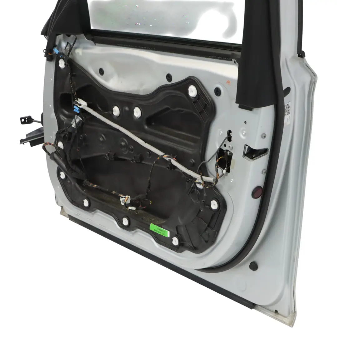 Puerta Delantera Derecha Titansilber Titan Silver Metallic - 354 para BMW F01 con número de pieza 7203978 BMW F01 Puerta Delantera Derecha Titansilber Titan Silver Metallic - 354 - SKU 7203978-TS1 - Número de pieza 7203978