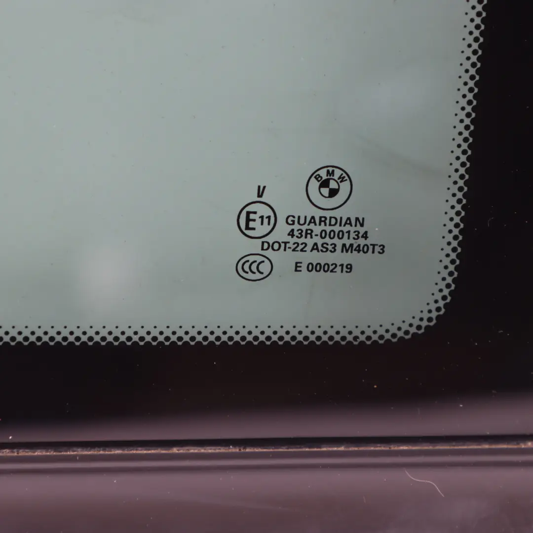 Ventana Trasera De Cristal Lateral Fijo Tintado AS3 Derecho para BMW X3 F25 con número de pieza 7205630 BMW X3 F25 Ventana Trasera De Cristal Lateral Fijo Tintado AS3 Derecho - SKU 7205630 - Número de pieza 7205630