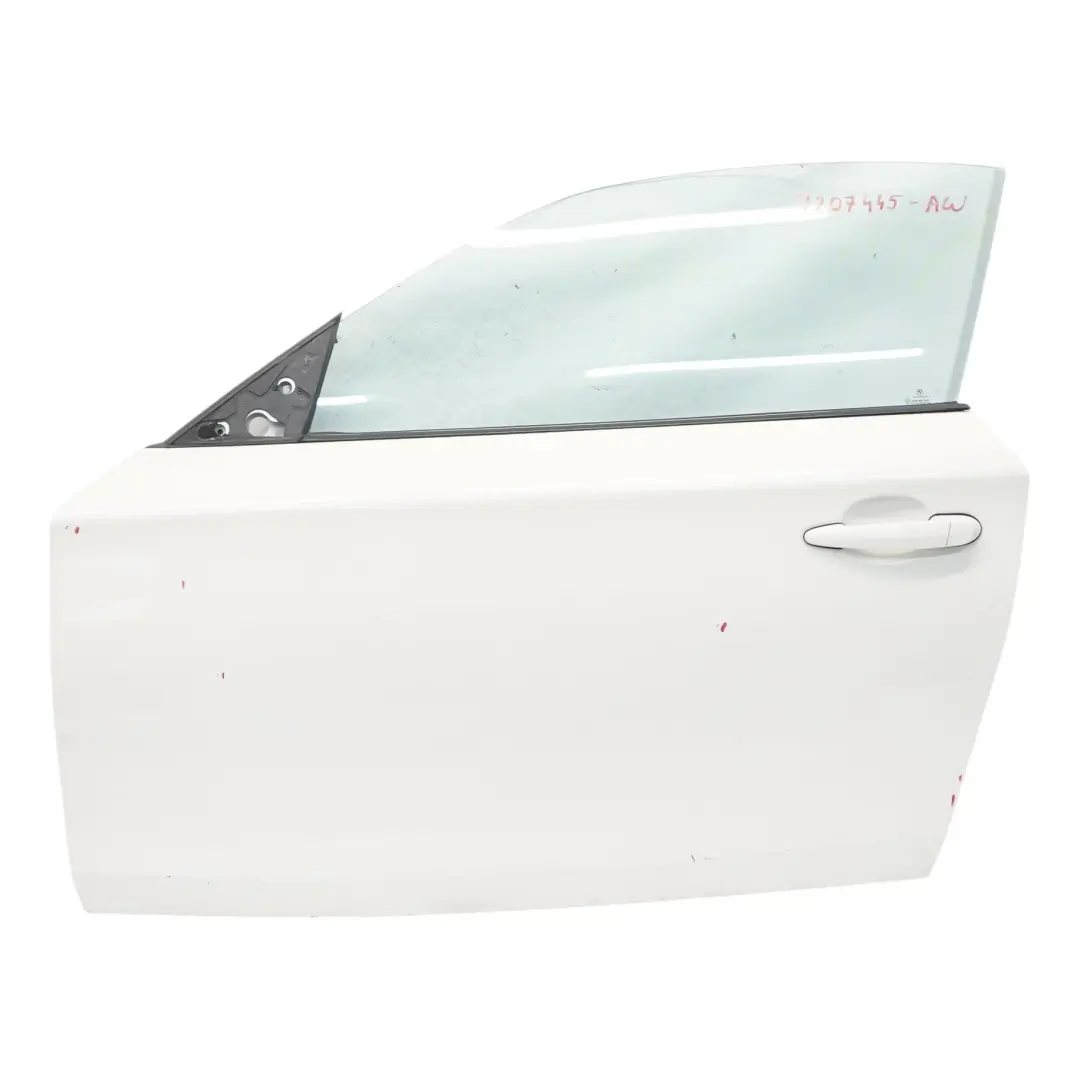 Porta anteriore sinistra Alpinweiss Alpine White 3 - 300 per BMW E81 E82 E88 con numero di parte 7207445 BMW E81 E82 E88 Porta anteriore sinistra Alpinweiss Alpine White 3 - 300 - SKU 7207445-AW - Numero di parte 7207445