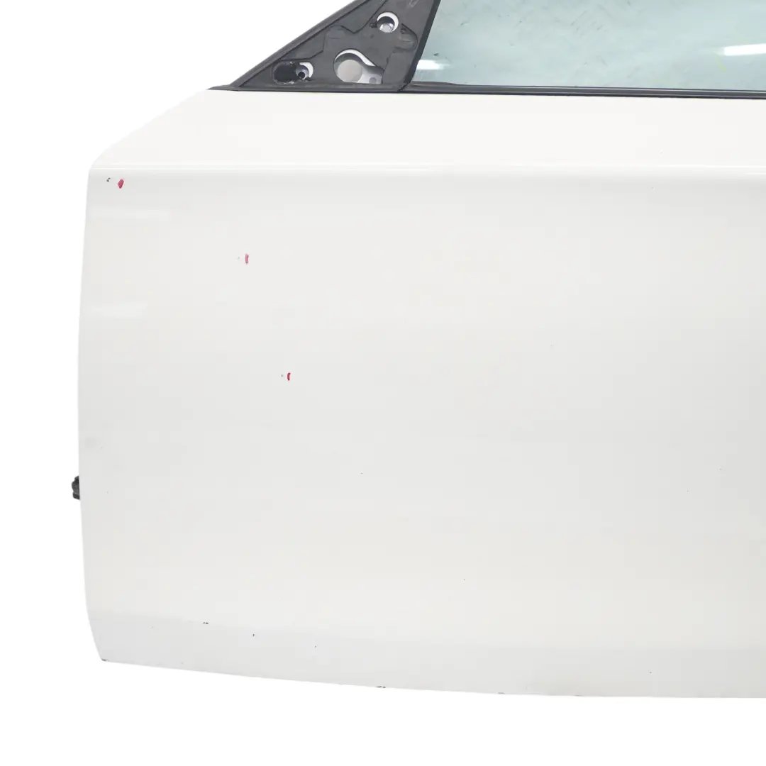 Porta anteriore sinistra Alpinweiss Alpine White 3 - 300 per BMW E81 E82 E88 con numero di parte 7207445 BMW E81 E82 E88 Porta anteriore sinistra Alpinweiss Alpine White 3 - 300 - SKU 7207445-AW - Numero di parte 7207445