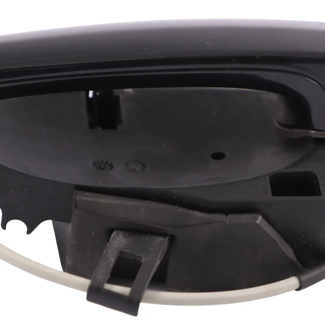 Tirador puerta BMW F30 F31 Delantero Trasero Derecho Zafiro Negro - 475 para con número de pieza 7207562 Tirador puerta BMW F30 F31 Delantero Trasero Derecho Zafiro Negro - 475 - SKU 7207562-BS - Número de pieza 7207562