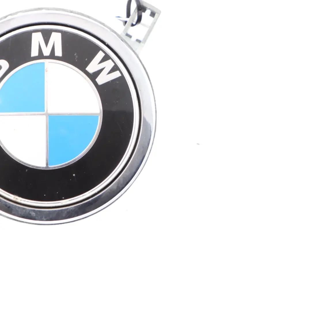 BMW E81 E87 LCI Emblem Button Tailgate Badge Open Opening - SKU 7207933-2 - Part number 7207933