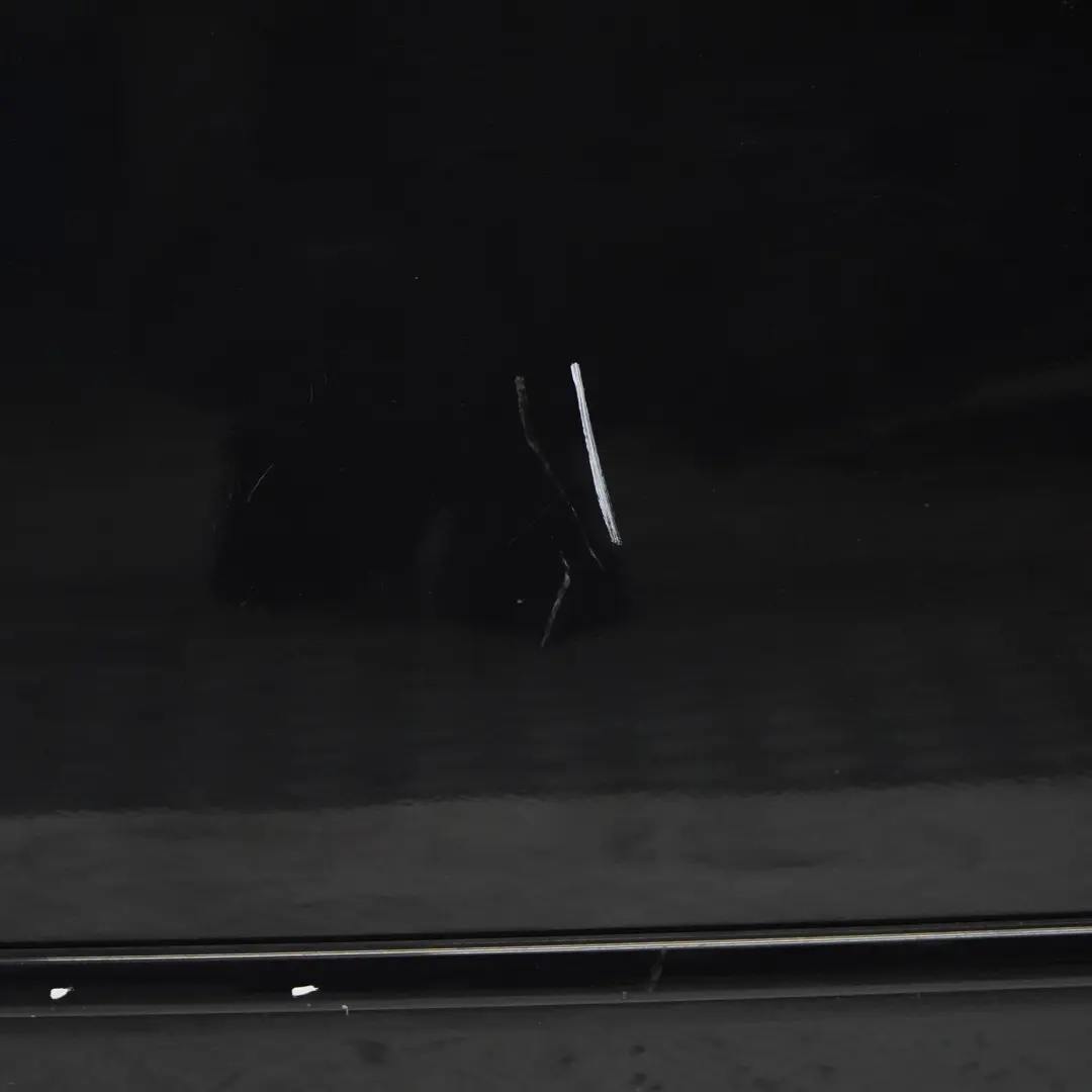 Porta anteriore destra Carbonschwarz Carbon Black Metallic - 416 per BMW X5 E70 con numero di parte 7211424 BMW X5 E70 Porta anteriore destra Carbonschwarz Carbon Black Metallic - 416 - SKU 7211424-CAR1 - Numero di parte 7211424