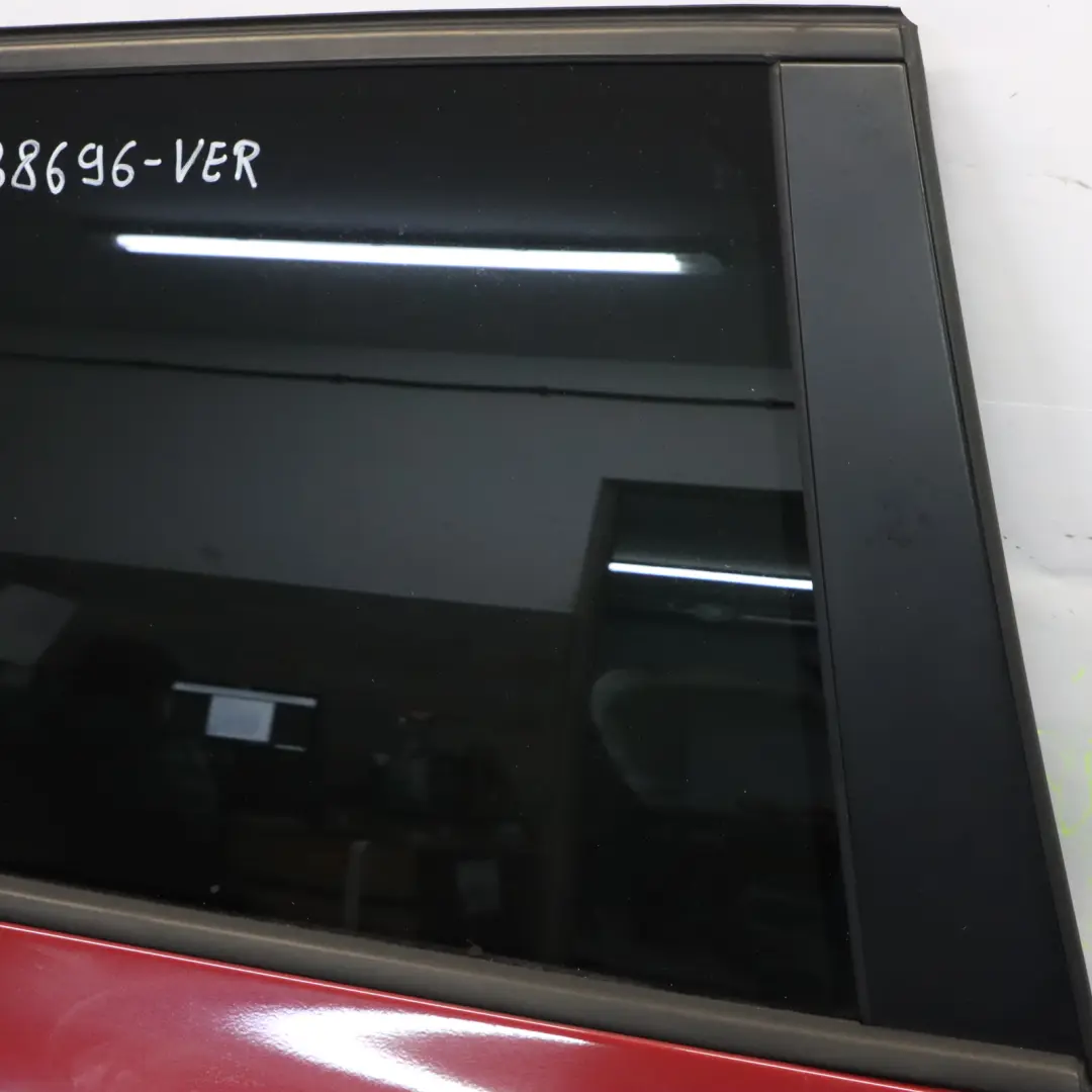 Porta posteriore destra Vermilionrot Vermilion Red Metallic - A82 per BMW X3 F25 con numero di parte 7238696 BMW X3 F25 Porta posteriore destra Vermilionrot Vermilion Red Metallic - A82 - SKU 7238696-VER - Numero di parte 7238696