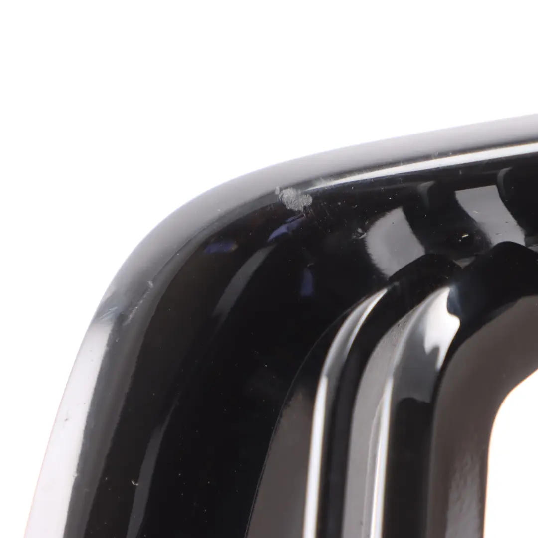 Front Bumper Grille Frame Left Right N/O/S Sport Set Kit to BMW F30 F31 LCI with Part number 7260497 BMW F30 F31 LCI Front Bumper Grille Frame Left Right N/O/S Sport Set Kit - SKU 7260497-2 - Part number 7260497