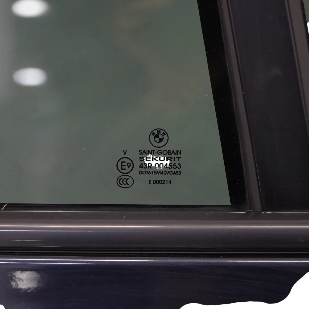 Porta posteriore destra Carbonschwarz Metallic - 416 per BMW X5 E70 con numero di parte 7261482 BMW X5 E70 Porta posteriore destra Carbonschwarz Metallic - 416 - SKU 7261482-CAR1 - Numero di parte 7261482