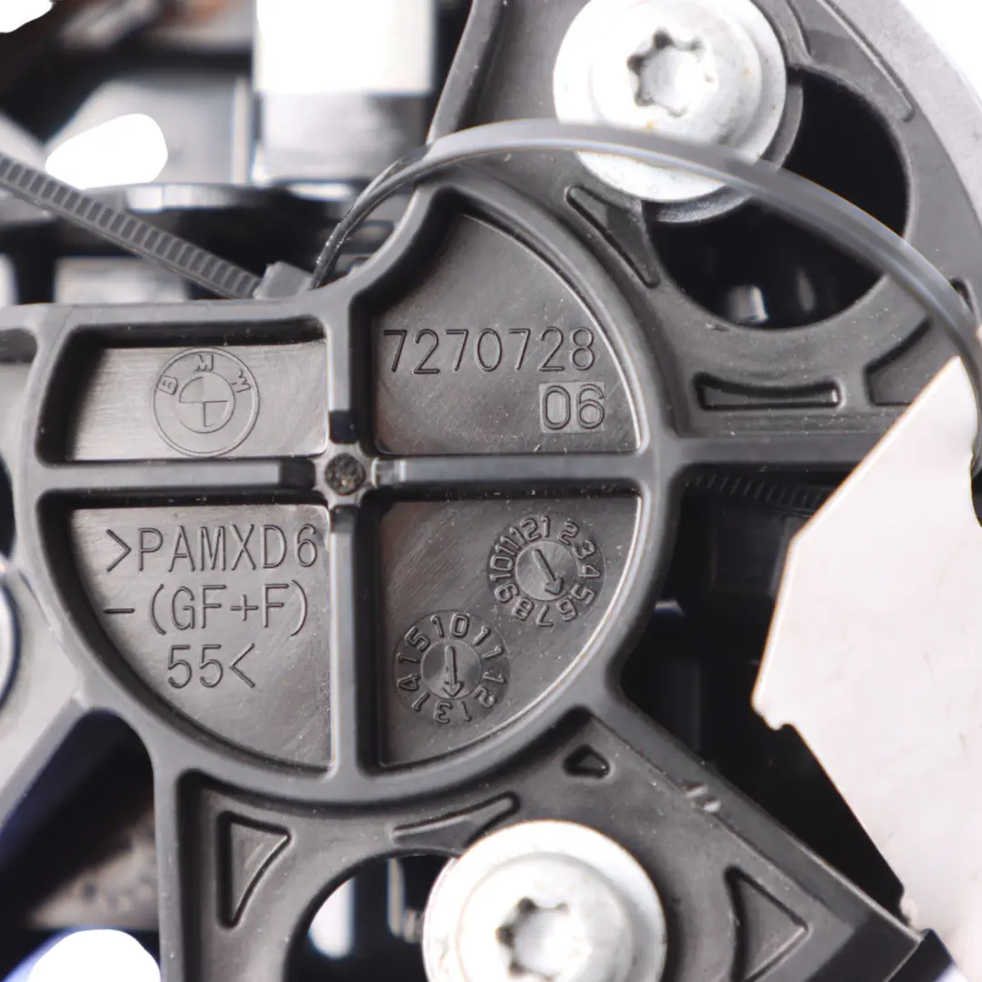 Emblema Maletero BMW F20 F21 Tapa Botón Trasero Unidad de Apertura para con número de pieza 7270728 Emblema Maletero BMW F20 F21 Tapa Botón Trasero Unidad de Apertura - SKU 7270728-10 - Número de pieza 7270728