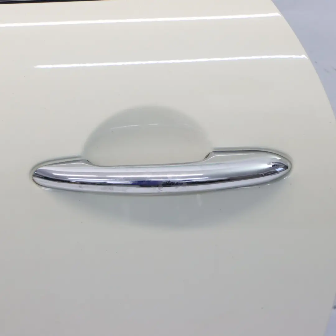 Puerta Delantera Izquierda Pepper White - 850 para Mini F56 F57 con número de pieza 7294265 Mini F56 F57 Puerta Delantera Izquierda Pepper White - 850 - SKU 7294265-PW - Número de pieza 7294265