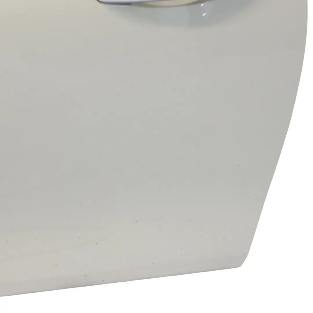 Puerta Delantera Izquierda Pepper White - 850 para Mini F56 F57 con número de pieza 7294265 Mini F56 F57 Puerta Delantera Izquierda Pepper White - 850 - SKU 7294265-PW - Número de pieza 7294265