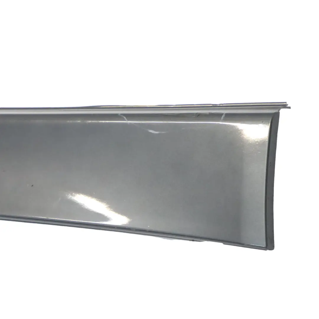 Bas de Porte Couvercle Seuil Droit Mineralgrau - B39 pour BMW F30 à propos du numéro de pièce 7312752 BMW F30 Bas de Porte Couvercle Seuil Droit Mineralgrau - B39 - SKU 7312752-MG1 - Numéro de pièce 7312752