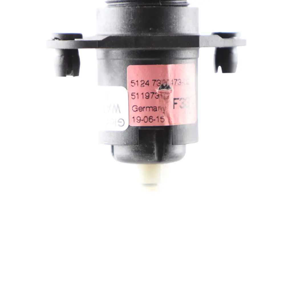 Butée De Couvercle De Coffre Arrière pour BMW F33 F36 F83 M4 à propos du numéro de pièce 7320473 BMW F33 F36 F83 M4 Butée De Couvercle De Coffre Arrière - SKU 7320473 - Numéro de pièce 7320473