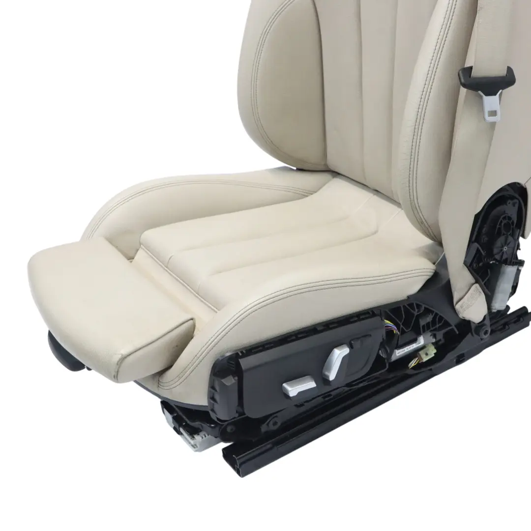 Fotel Lewy Przód Grzany Skóra Dakota Oyster Beżowa Beż do BMW F33 Cabrio o numerze 7327671 BMW F33 Cabrio Fotel Lewy Przód Grzany Skóra Dakota Oyster Beżowa Beż - SKU 7327671-1 - Numer Części 7327671